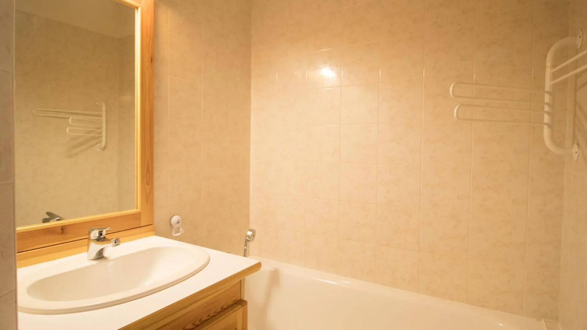 Appartement Calme Proche Navettes Gratuites - Fr-1-508B-9 Aussois Apartman